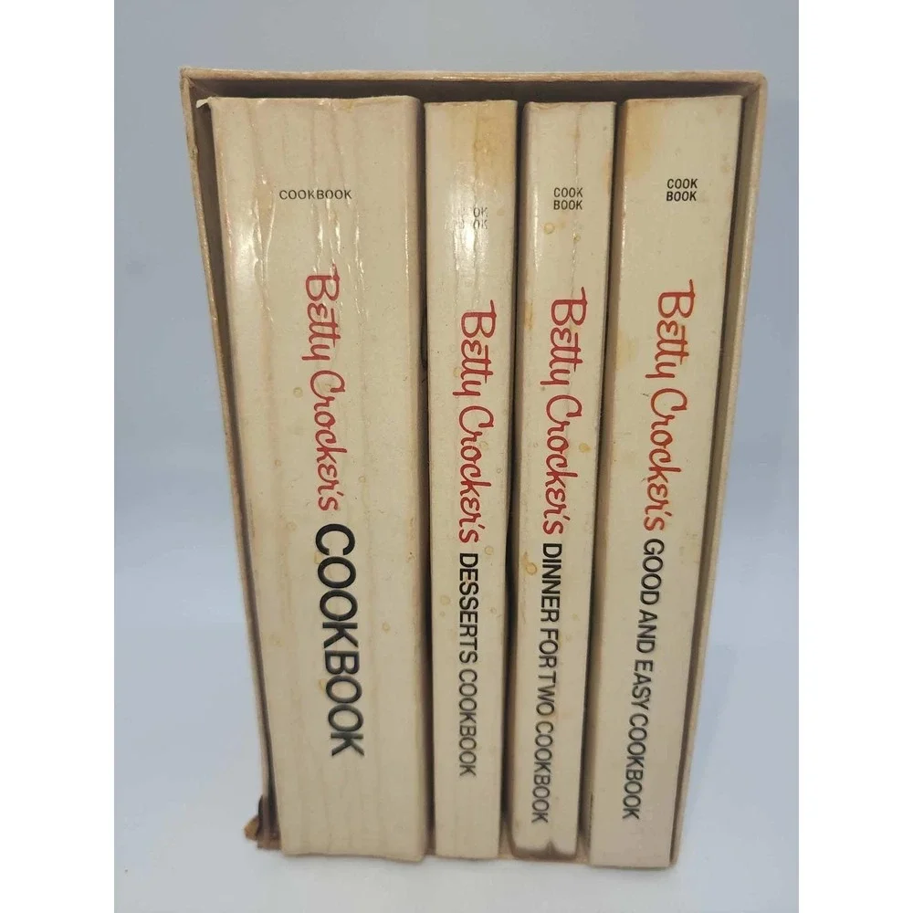 Vintage Cooking with Betty Crocker 4 Book Boxed Set Cookbook Desserts 1970s